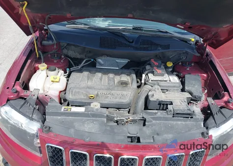 2016 Jeep Compass Sport из США, поврежденный, VIN 1C4NJDBB2GD778246